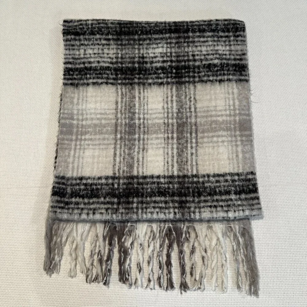 Unisex Gray Plaid Scarf Eco Friendly Recycled Plastic Ultra Soft Large 16